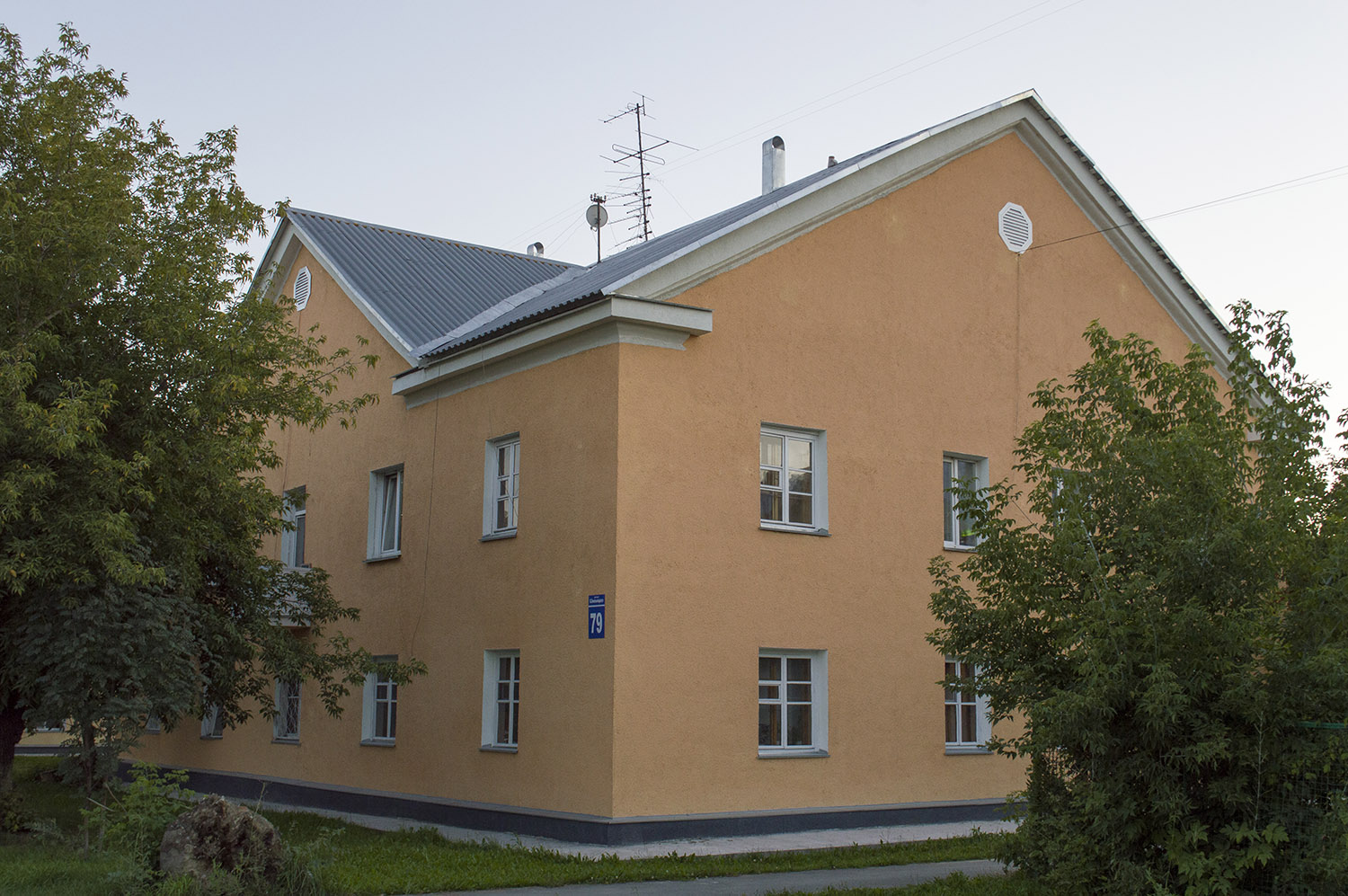 Новосибирск, улица Богдана Хмельницкого, 79