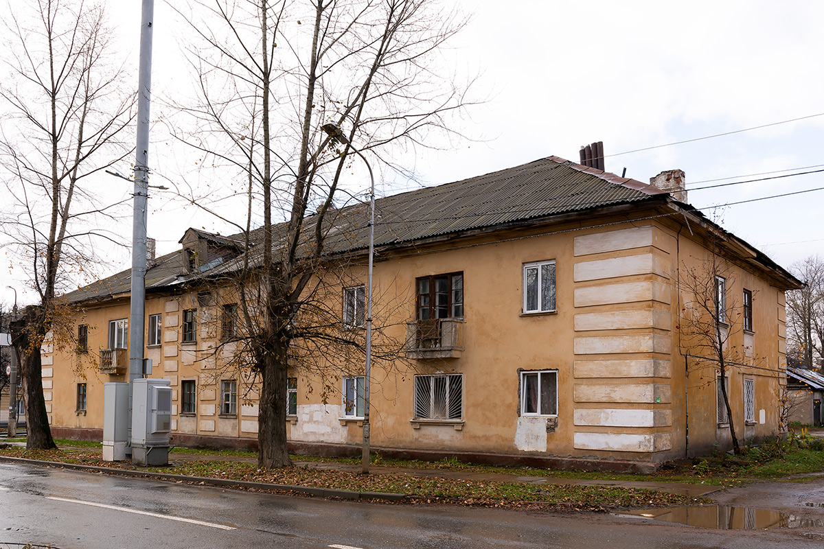 Уфа, Кольцевая улица, 101 / Улица Боткина, 11