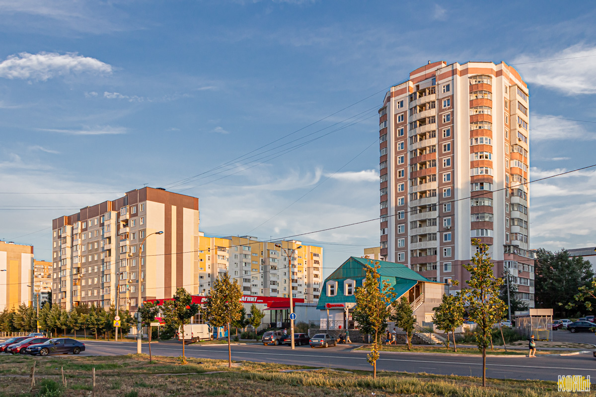 Kazań, Улица Академика Глушко, 47 / Улица Хайдара Бигичева, 21; Улица Академика Глушко, 47А; Улица Академика Глушко, 49