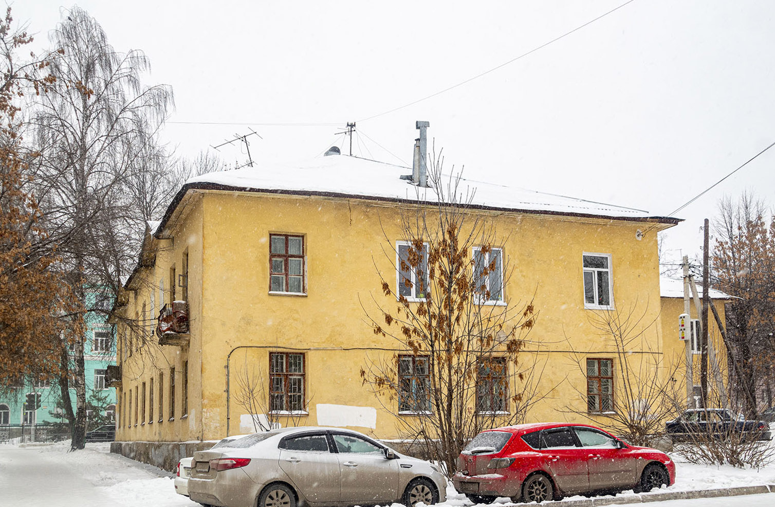 Уфа, Черниковская улица, 1 / Улица Гончарова, 22