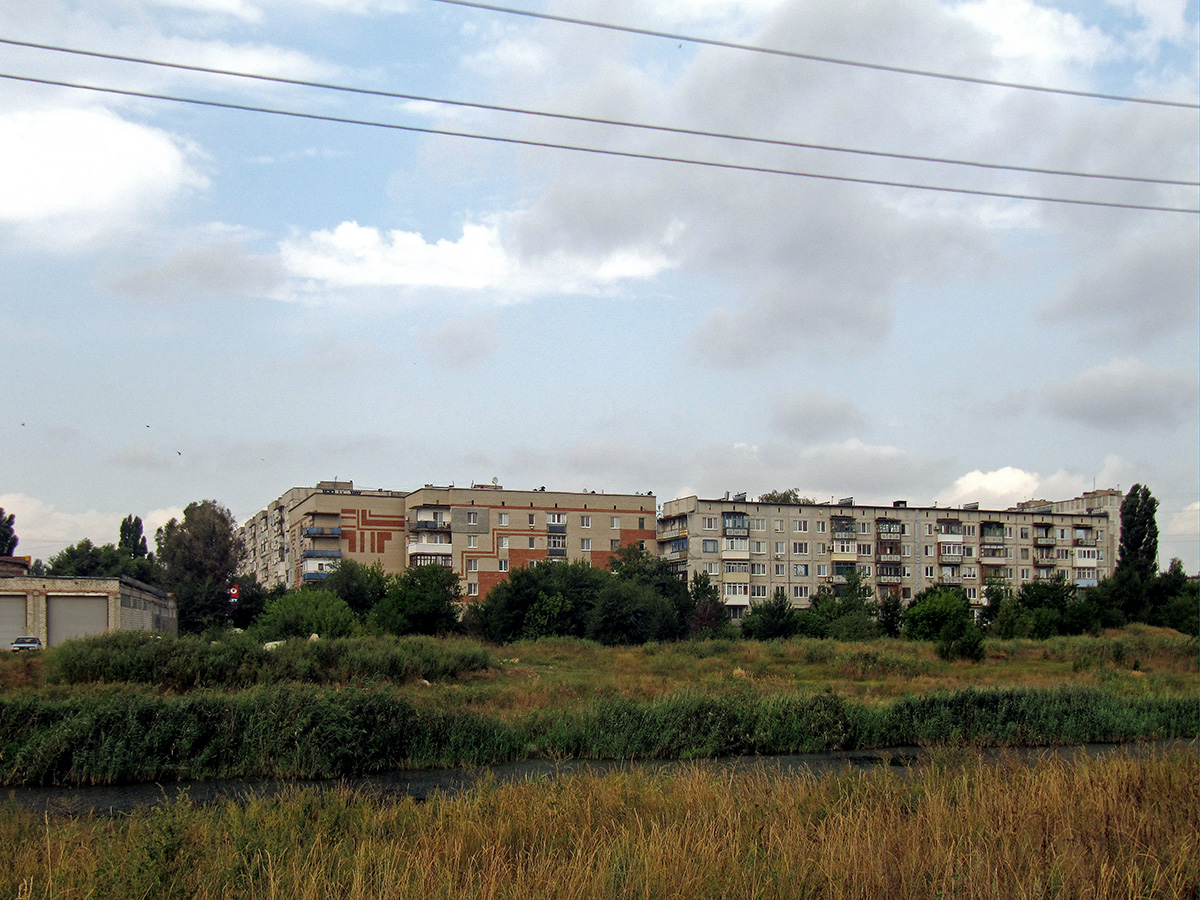 Артёмовск, Улица Бориса Горбатова, 71; Улица Бориса Горбатова, 73
