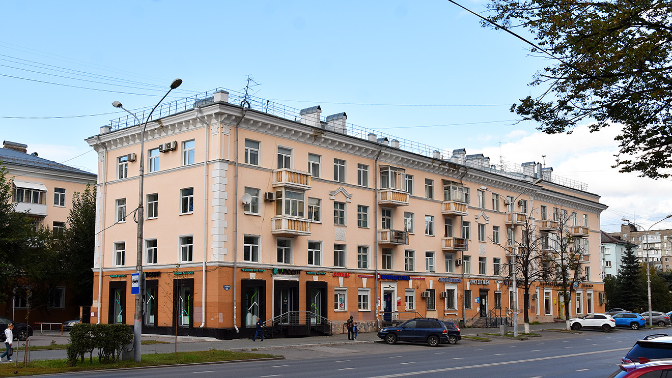 Perm, Улица Ленина, 65