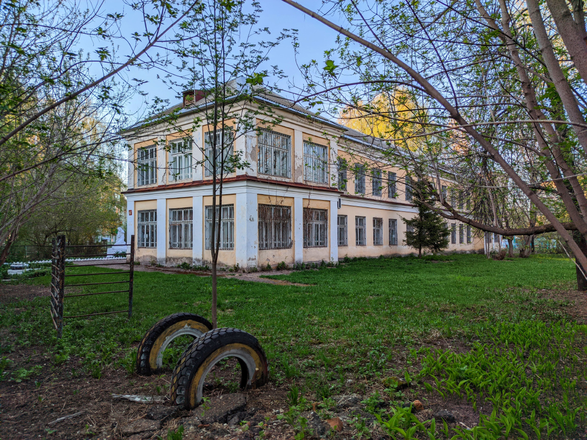 Glazov, Улица Короленко, 18А