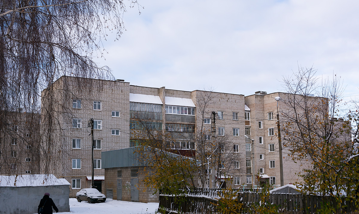 Бирск, Улица Мира, 128; Улица Мира, 128*