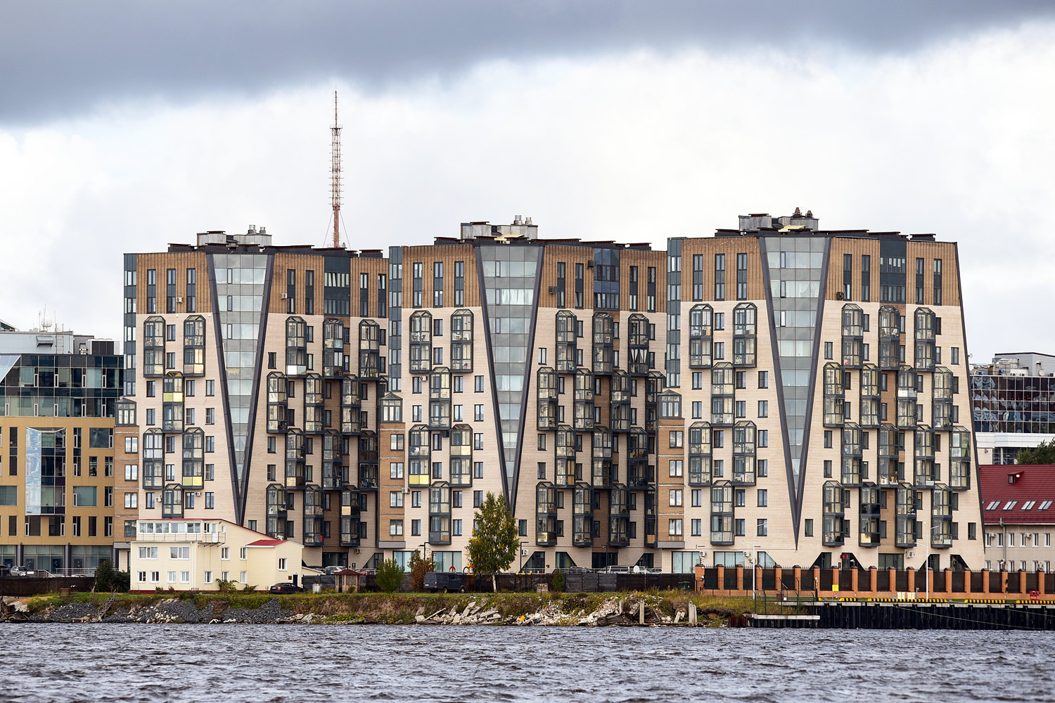 Архангельск, Набережная Северной Двины, 52 корп. 2; Набережная Северной Двины, 52 корп. 1; Набережная Северной Двины, 52