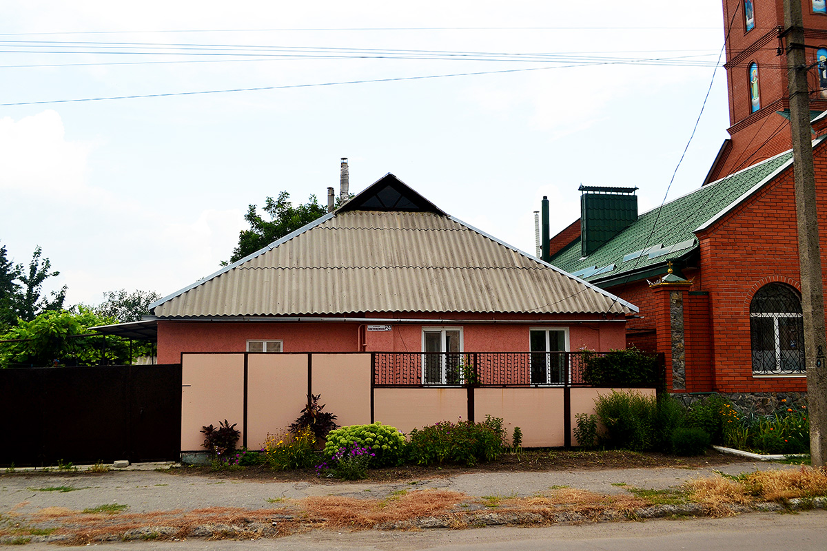 Лозовая, Благовещенская улица, 24