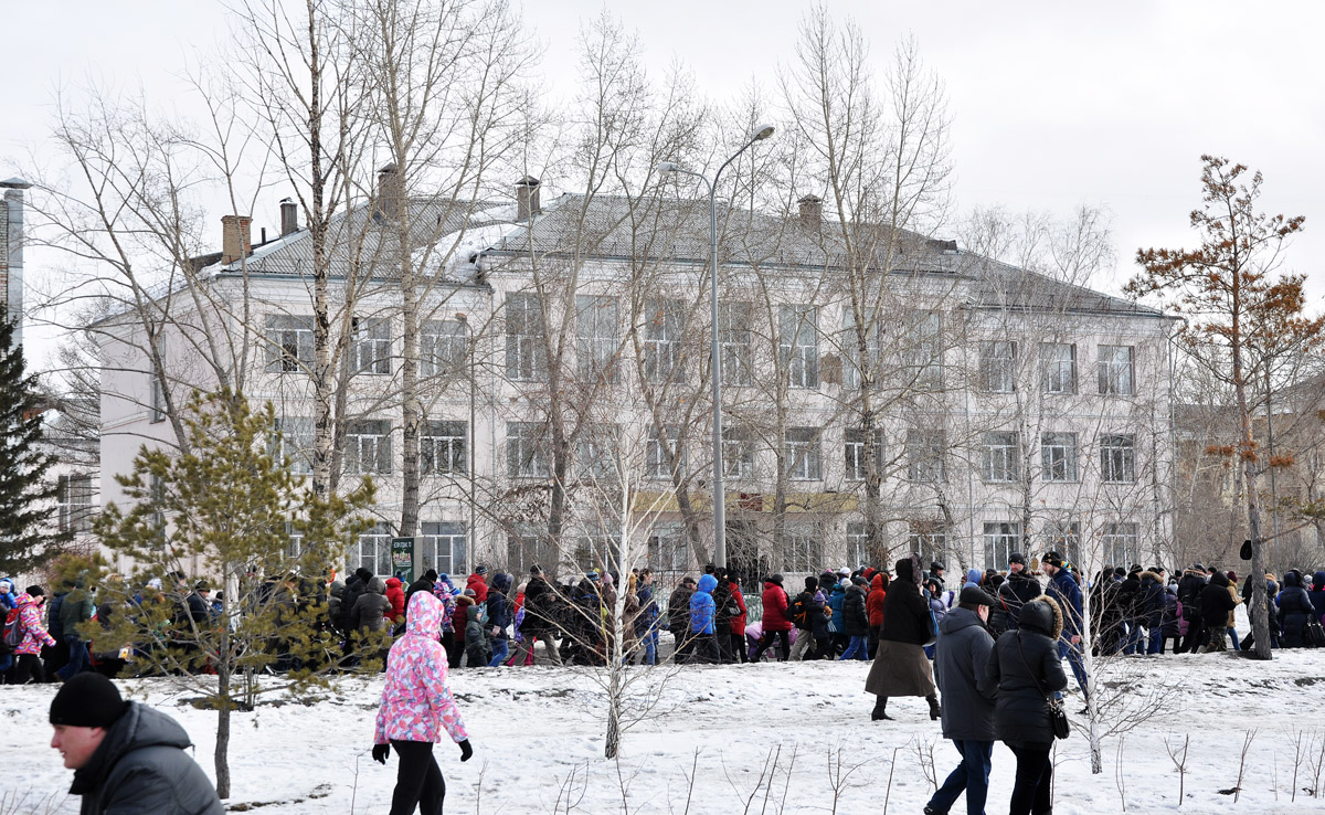 Omsk, Улица Циолковского, 1 / улица иртышская набережная, 16