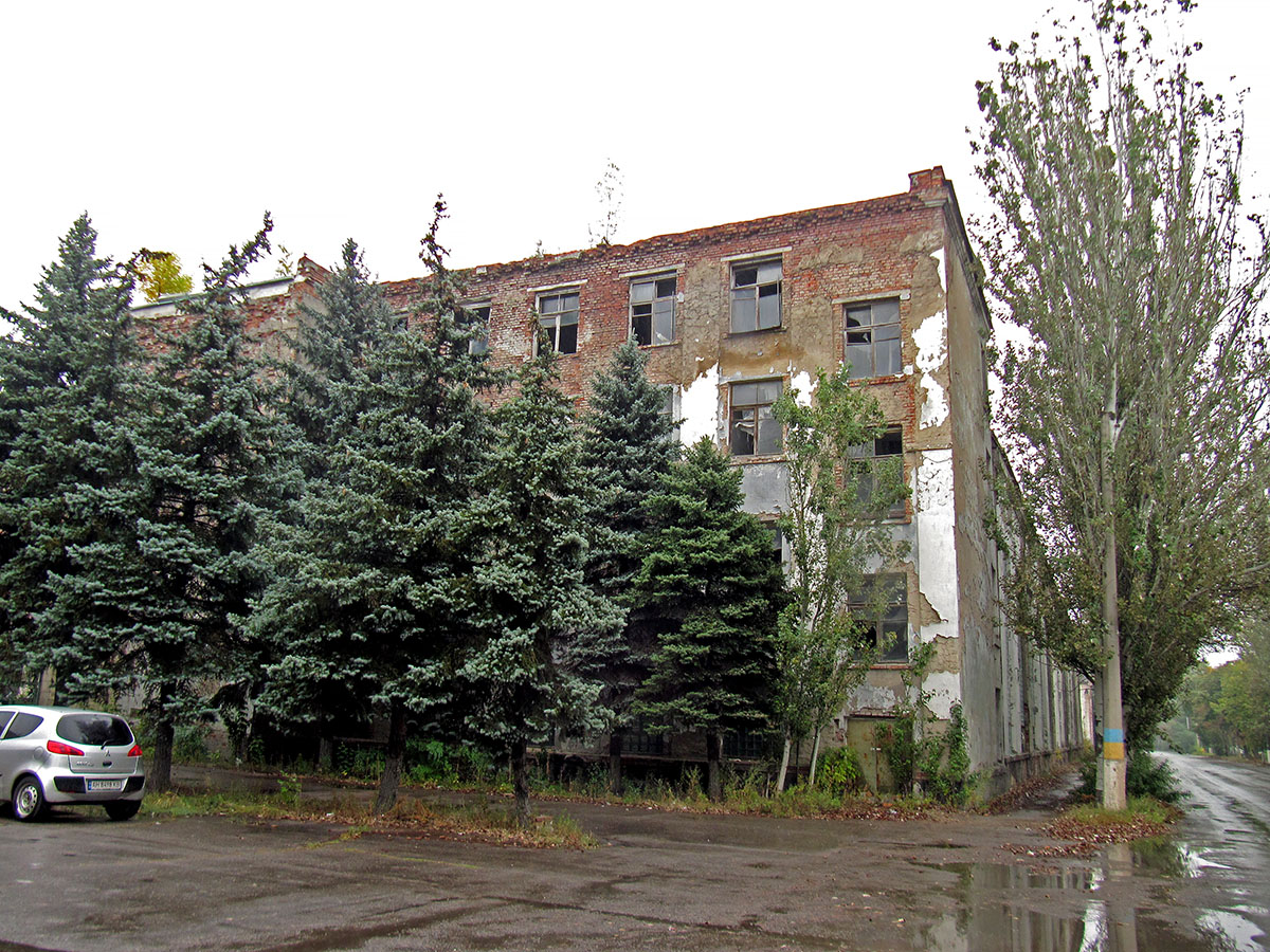 Славянск, Улица Добровольского, 24**