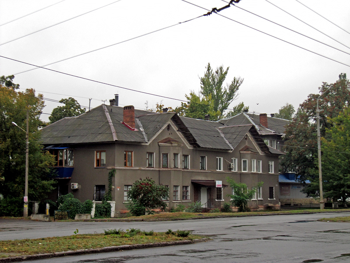 Слов'янськ, Вокзальная улица, 27