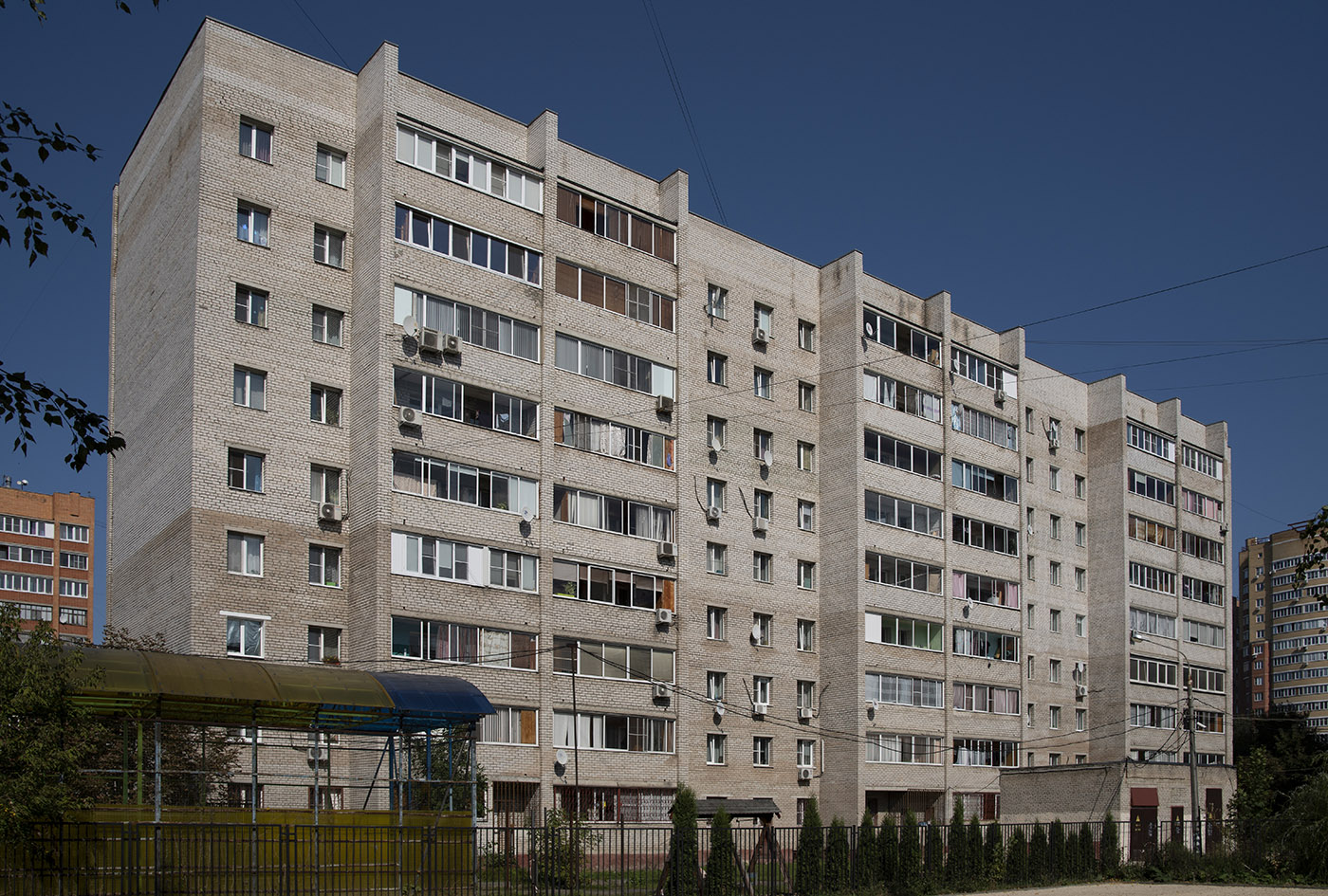 Podolsk, Микрорайон Климовск, Молодёжная улица, 6