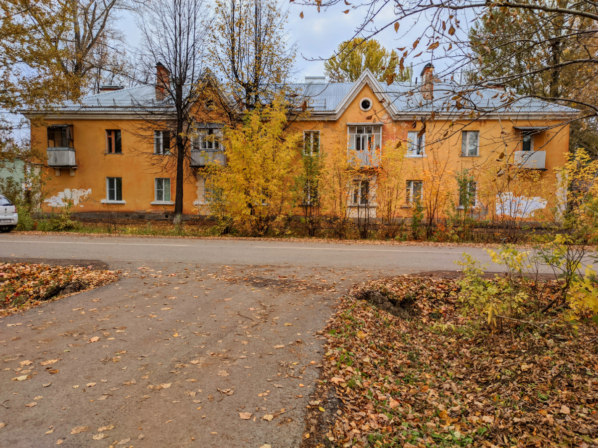 Глазов, Парковая улица, 33