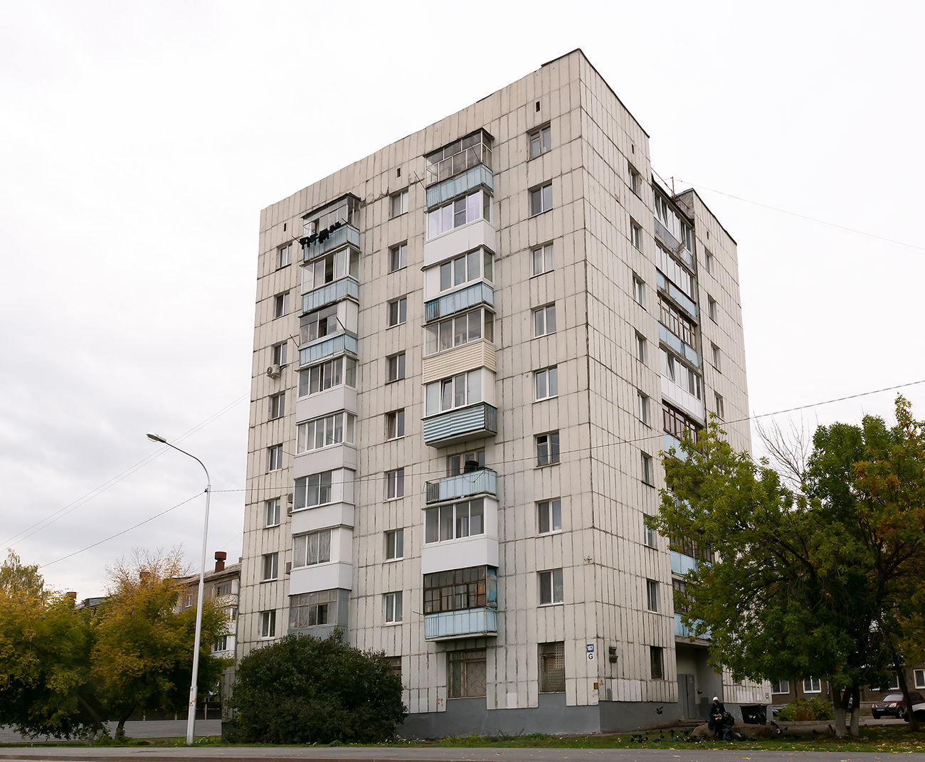 Уфа, Интернациональная улица, 167 / Улица Сергея Вострецова, 2