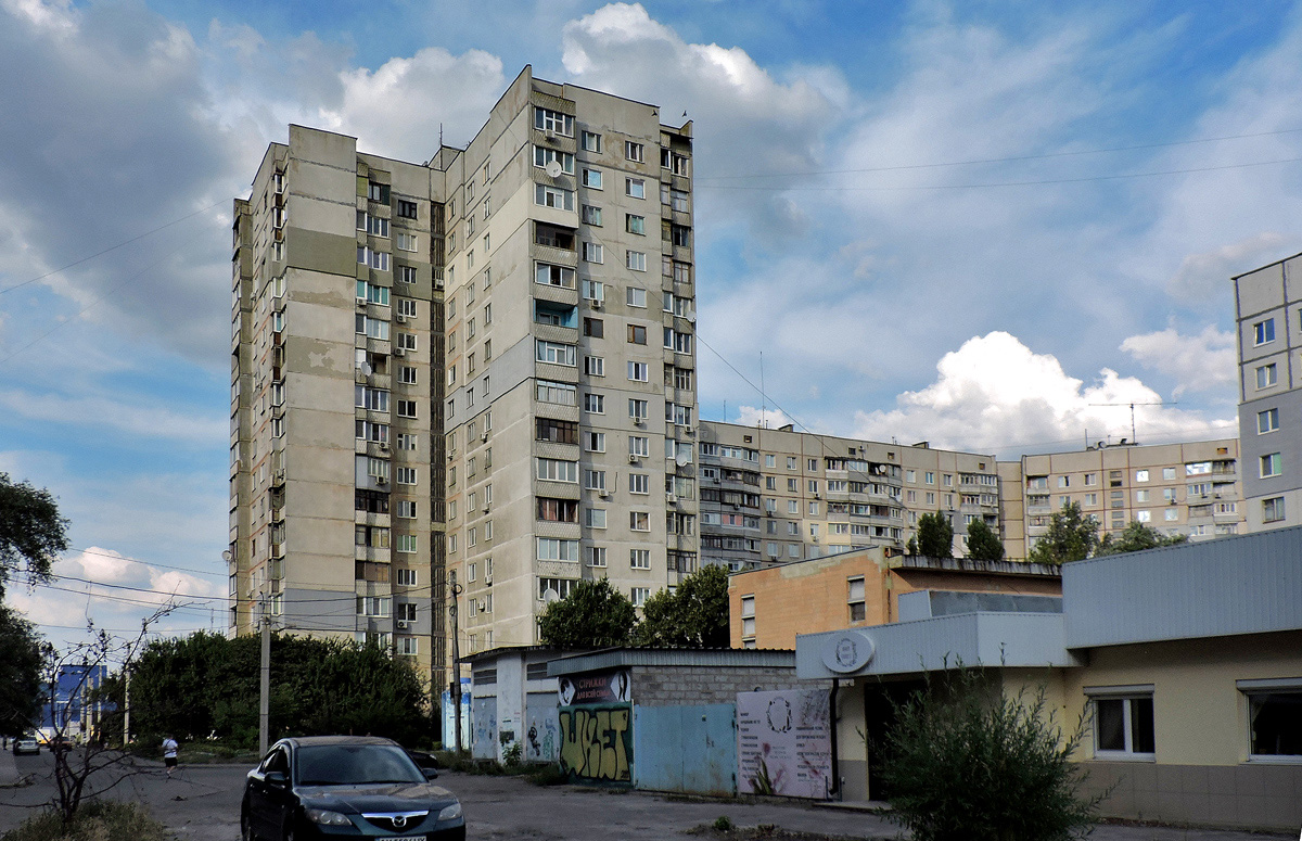 Харкiв, Улица Героев Труда, 10; Улица Героев Труда, 12