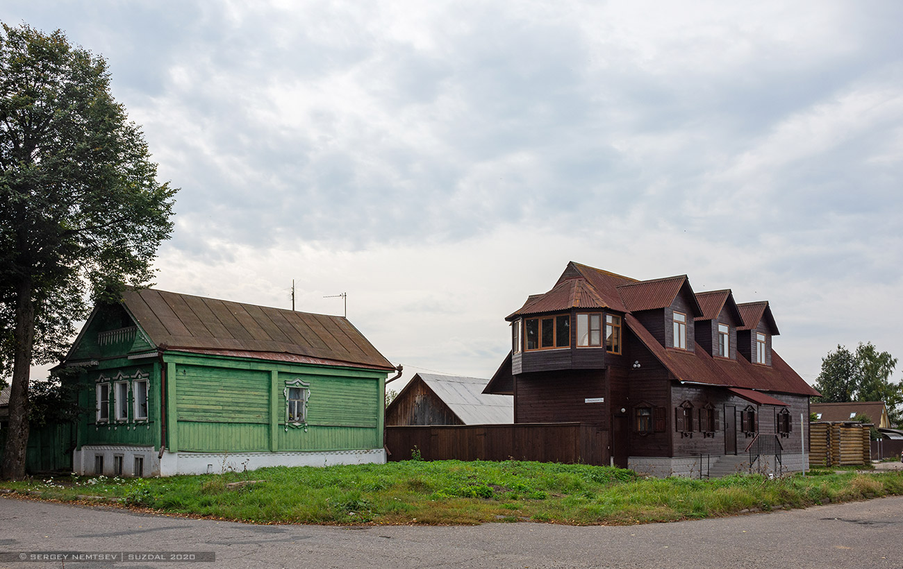 Suzdal, Покровская улица, 31; Покровская улица, 31а