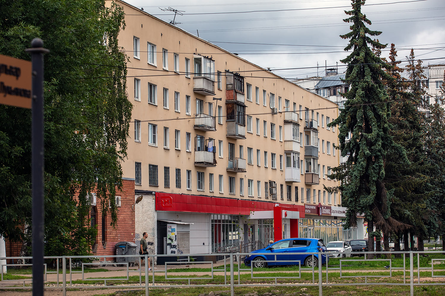 Тверь, Петербургское шоссе, 56 / Улица Паши Савельевой, 1