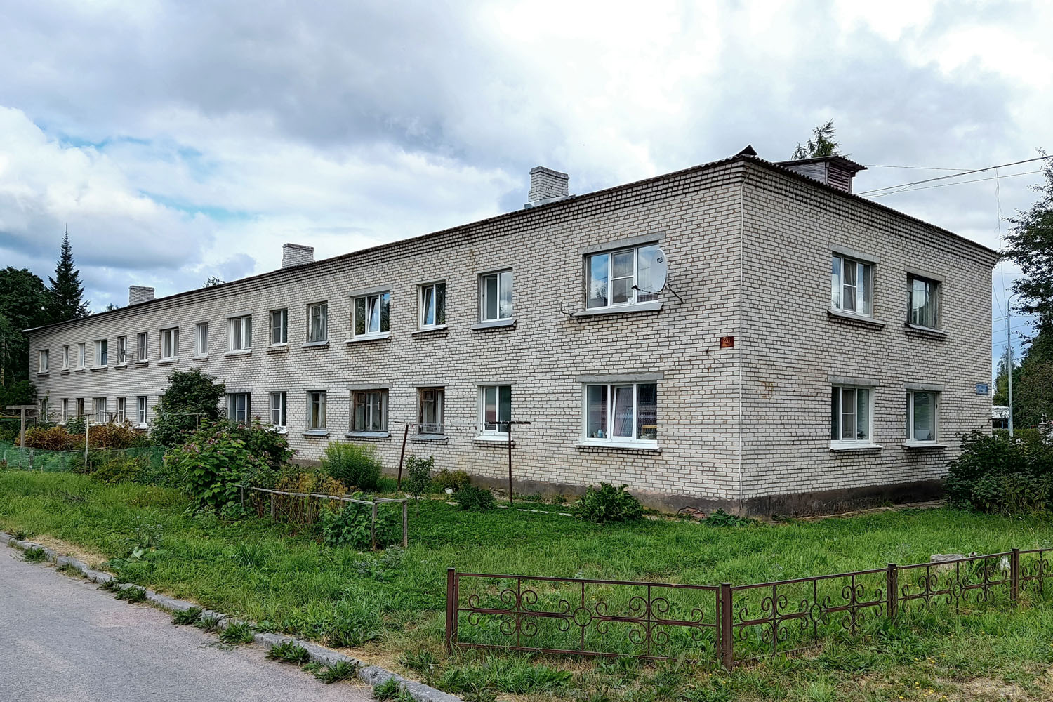 Приозерский район, прочие н. п., Петровское, Шоссейная улица, 28