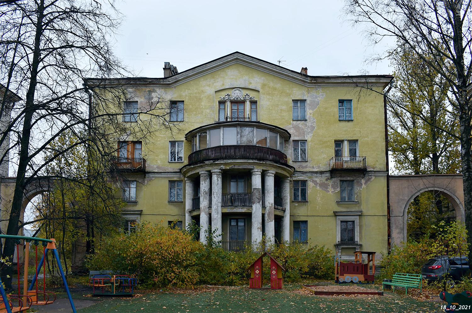 Санкт-Пецярбург, Рябовское шоссе, 111