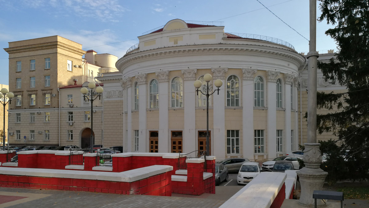 Белгород, Соборная площадь, 4