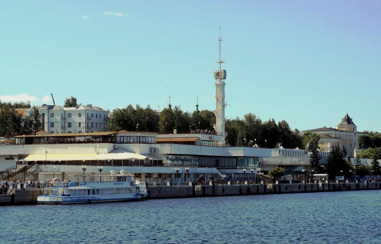Ярославль, Красный съезд, 2; Волжская набережная, 4; Волжская набережная, 59