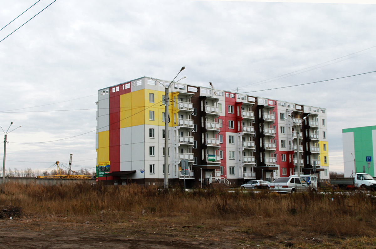 Омск, Улица Виталия Суровикина, 2