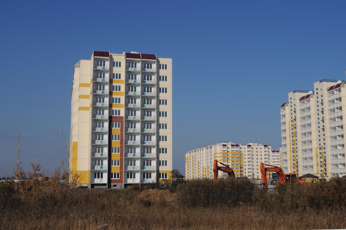 Омск, 6-й Амурский проезд, 8; 1-й Амурский проезд, 9 корп. 1