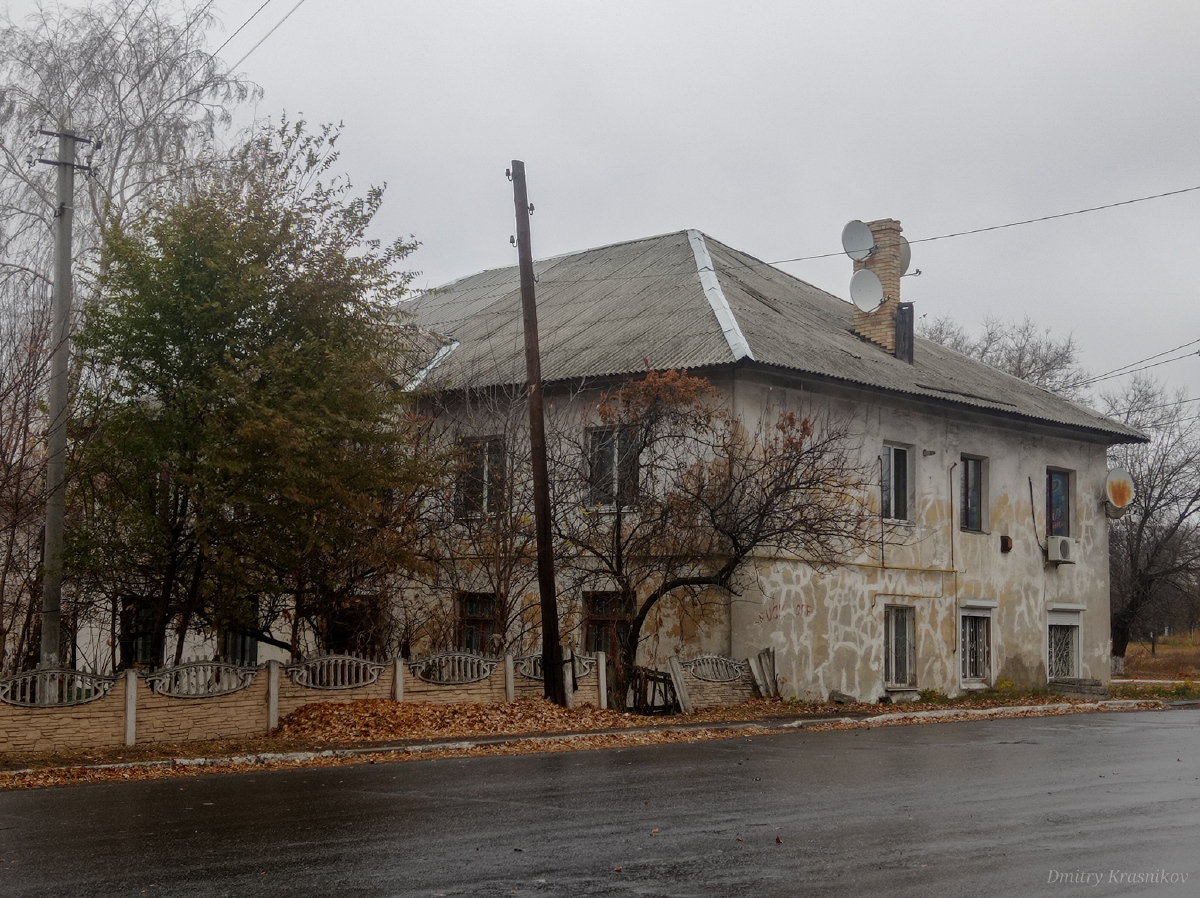 Лисичанск, Первомайская улица, 106