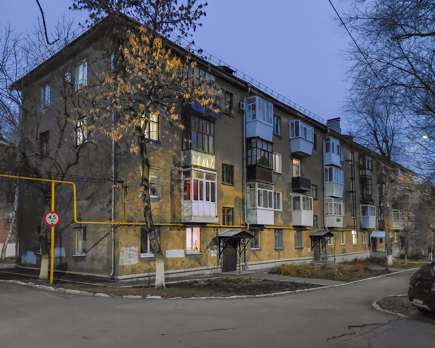 Новокуйбышевск, Улица Успенского, 3