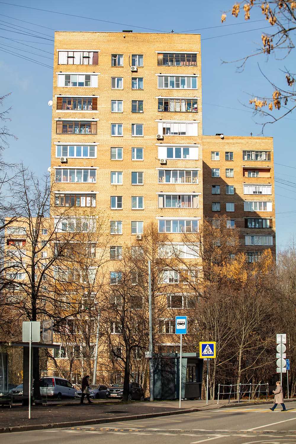 Москва, Флотская улица, 28 корп. 2; Авангардная улица, 13; Авангардная улица, 15