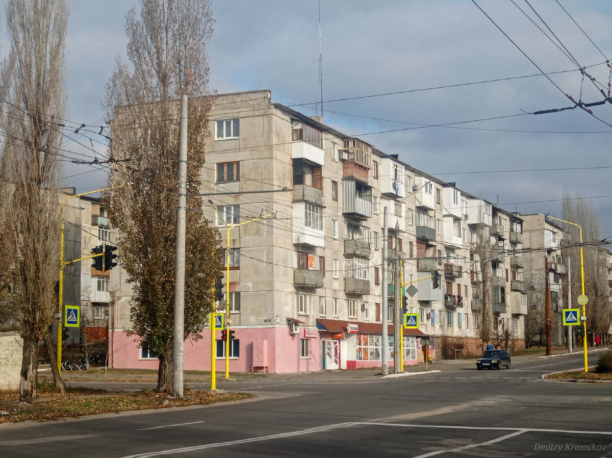 Северодонецк, Гвардейский проспект, 1