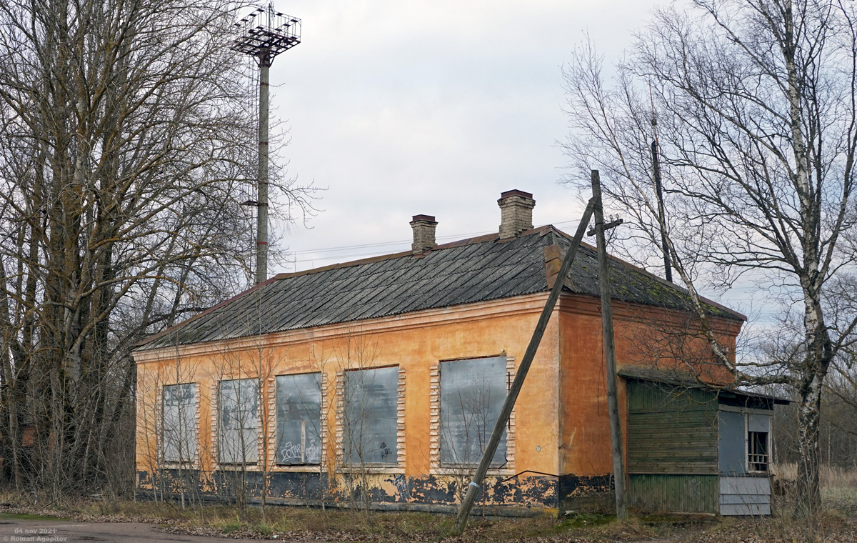 Gdov, Привокзальная площадь