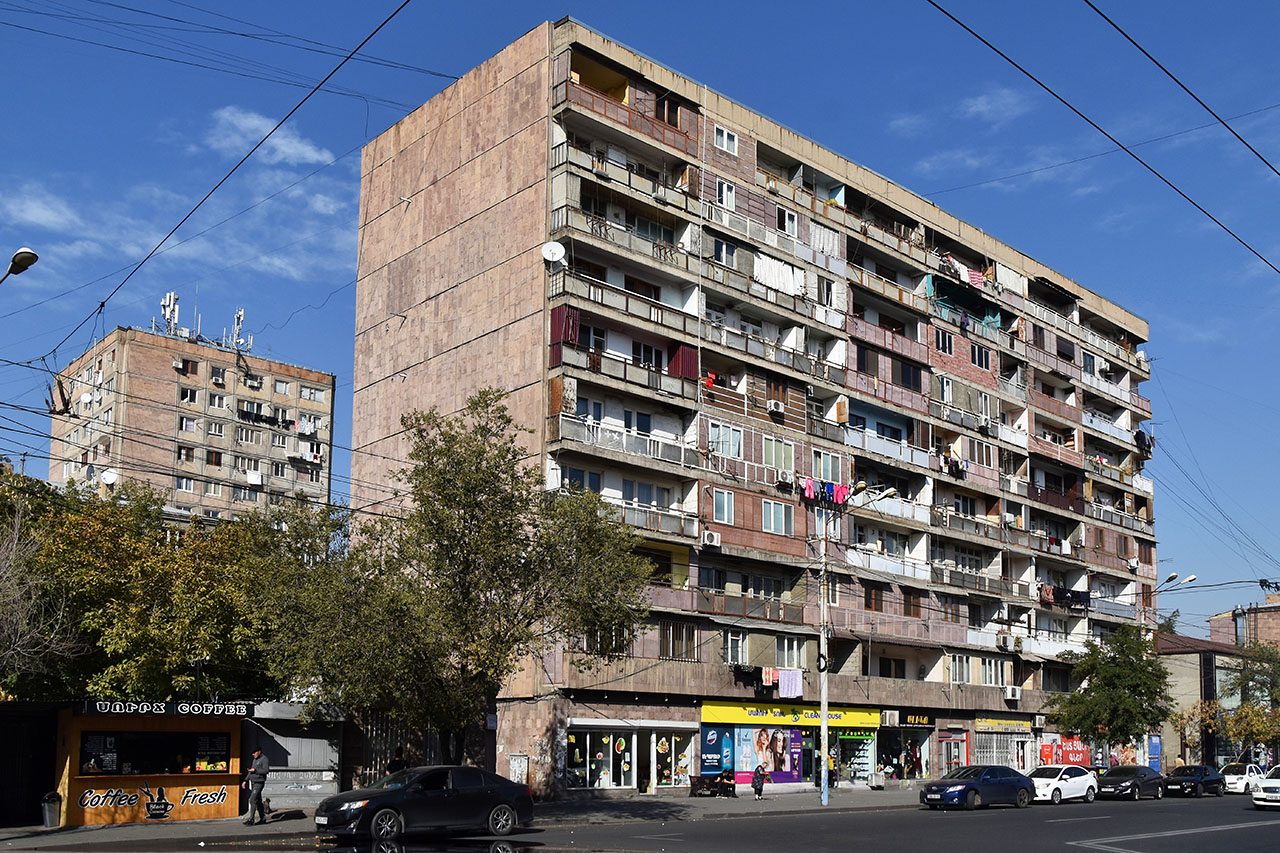 Ереван, Проспект Арцаха, 8