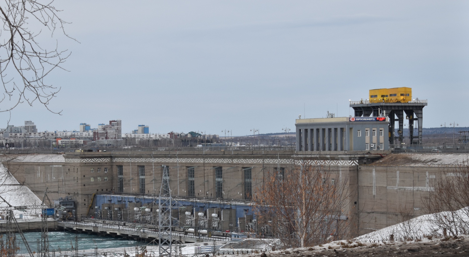 Иркутск, Иркутская ГЭС