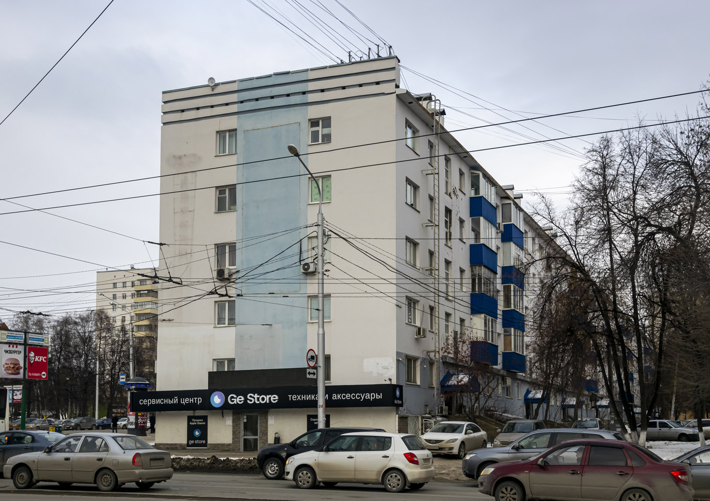 Уфа, Проспект Октября, 56 / Улица 50-летия СССР, 19