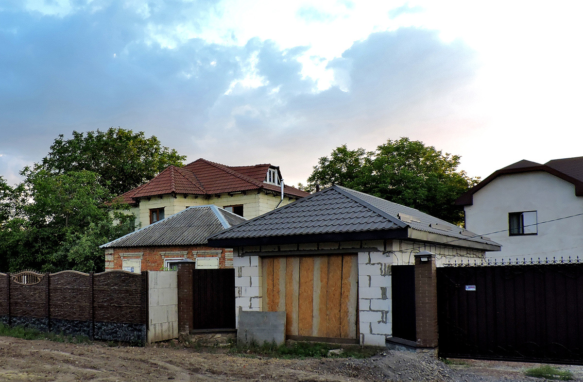 Kharkov, Каунасская улица, 29; Каунасская улица, 29*; Истоминская улица, 34*