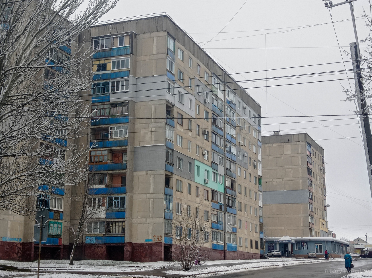 Лисичанск, Улица Владимира Сосюры, 293; Проспект Победы, 102
