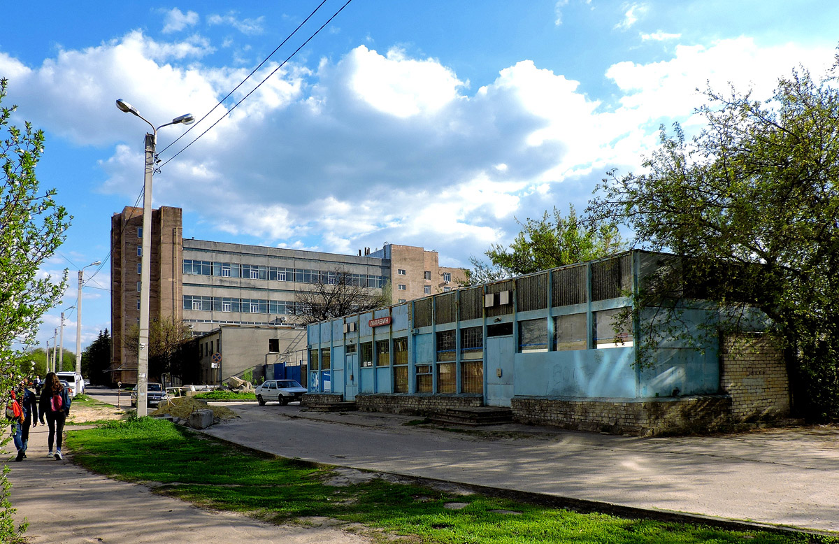 Харьков, Улица Академика Проскуры, 1/6; Улица Академика Проскуры, 1/5; Продольная улица, 1В