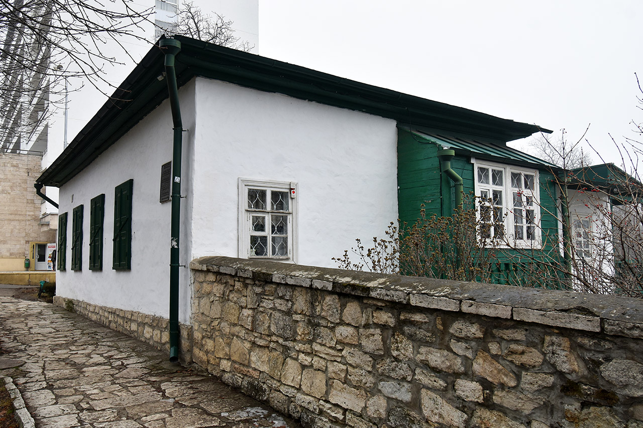 Пятигорск, Улица Лермонтова, 6