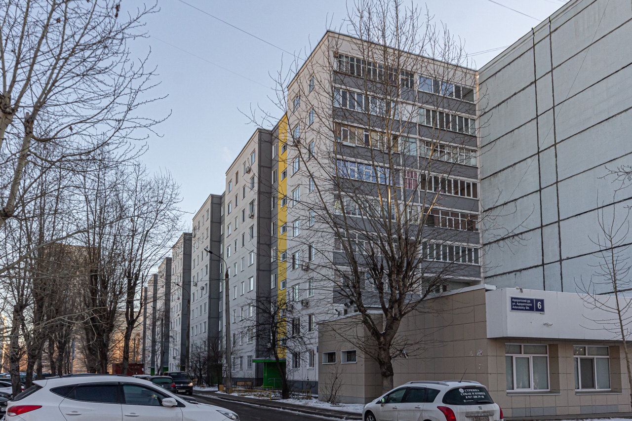 Kazan, Улица Адоратского, 8
