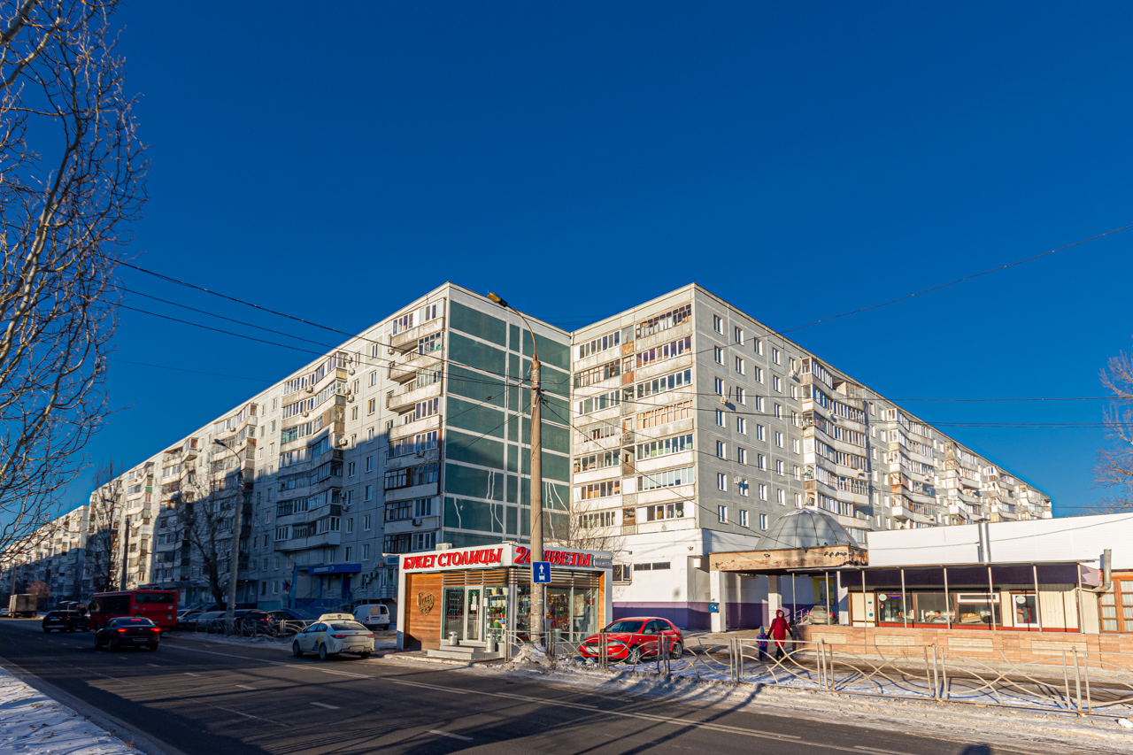 Казань, Улица Маршала Чуйкова, 93; Улица Гаврилова, 30