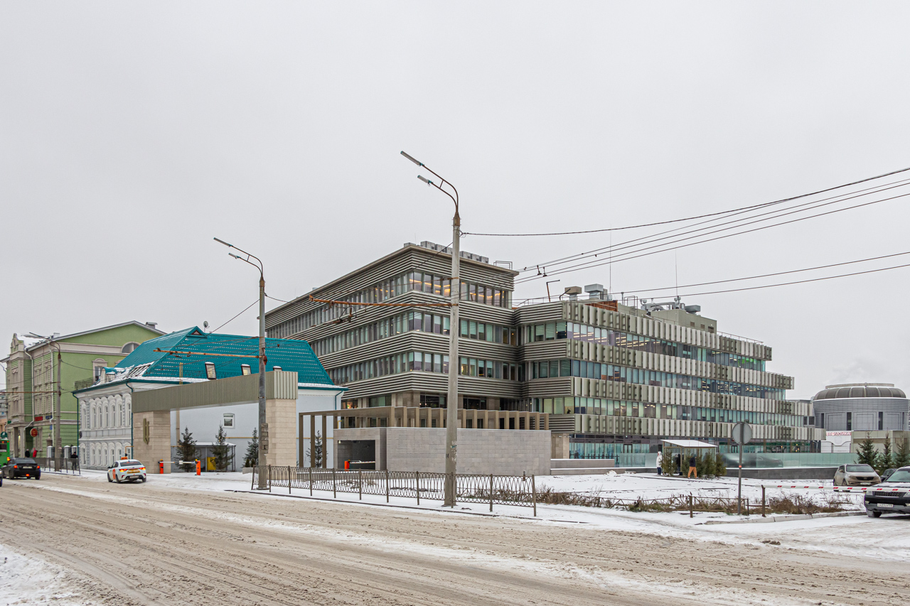 Казань, Улица Островского, 100; Улица Островского, 98