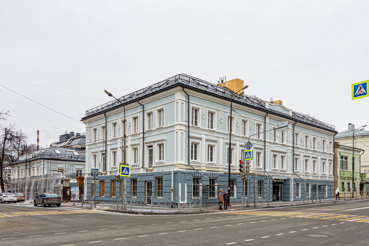 Казань, Улица Маяковского, 18А; Улица Бутлерова, 39 / Улица Маяковского, 18