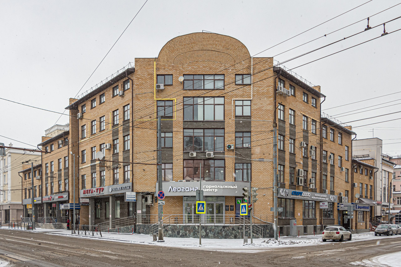 Kazań, Московская улица, 31 / Улица Тази Гиззата, 6