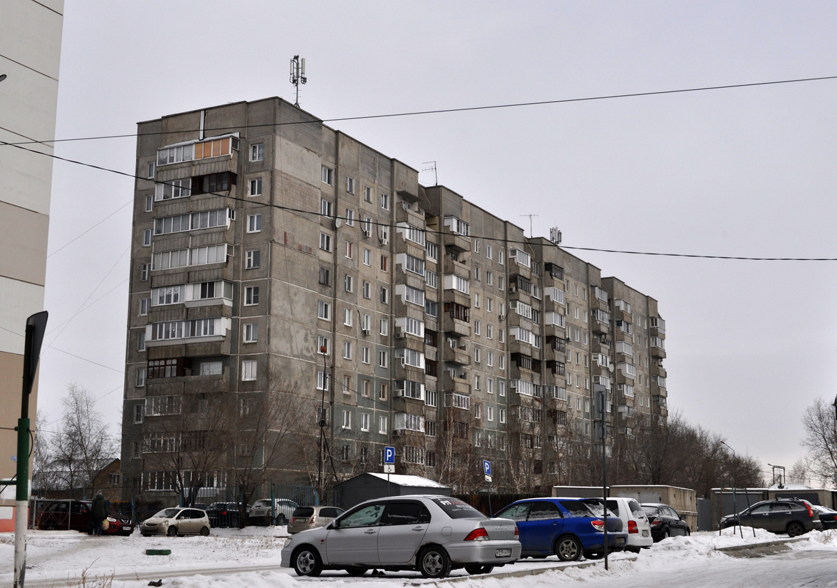 Омск, Улица Алексея Полторацкого, 64