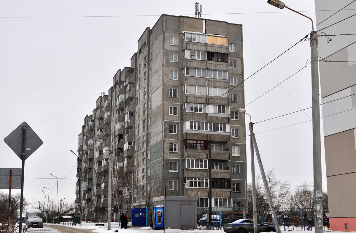 Омск, Улица Алексея Полторацкого, 64