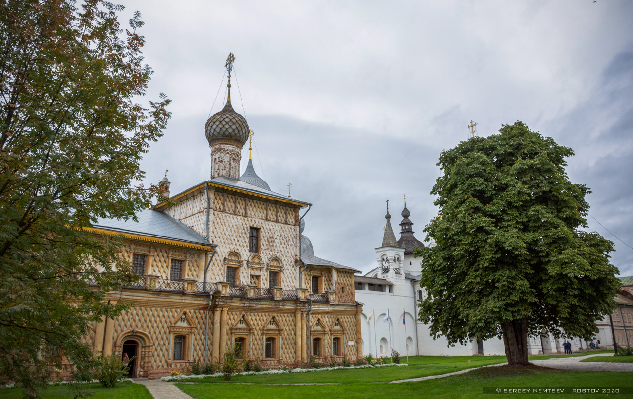 Ростов, Кремль, Воскресенская церковь
