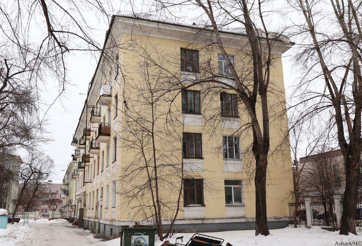 Железногорск, Улица Ленина, 45 / Улица Маяковского, 10