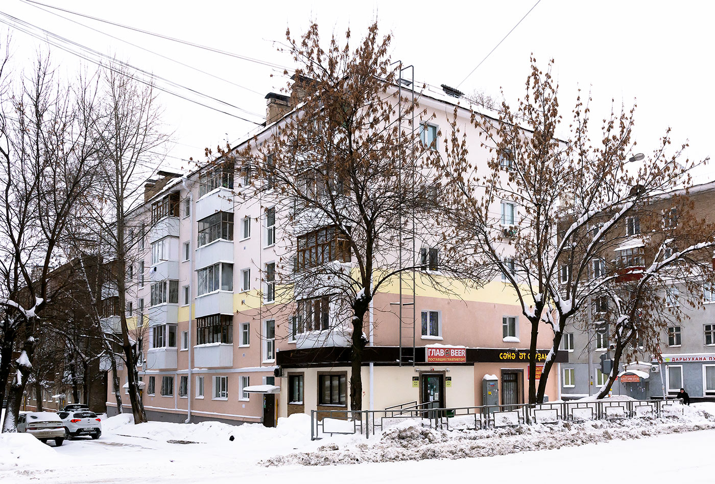 Уфа, Улица Калинина, 73 / Улица Александра Невского, 24