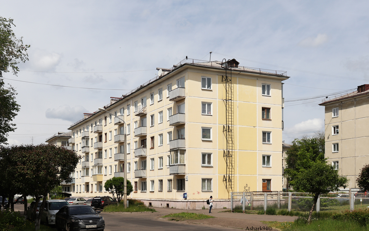 Zheleznogorsk, Октябрьская улица, 42