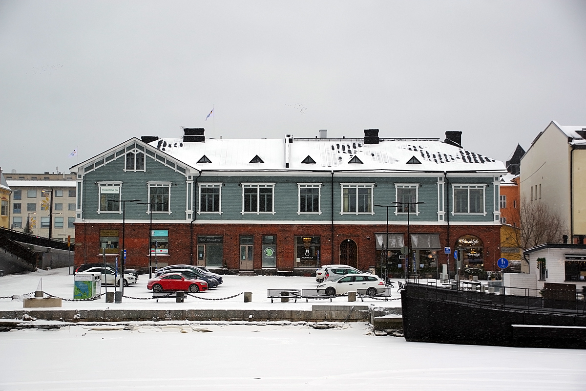 Porvoo, Mannerheiminkatu, 1 / Jokikatu, 35
