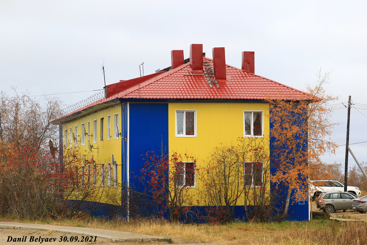 Нарьян-Мар, Улица Калмыкова, 1